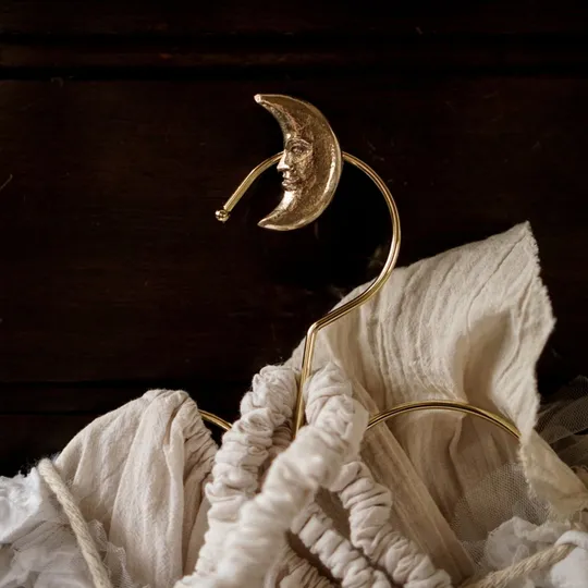 Doing Goods Morgan Moon Knop - Left