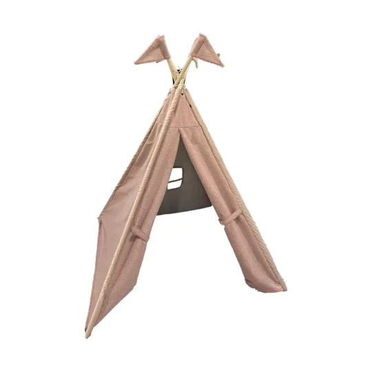 Overseas Tipi Tent Teddy met Vlaggetjes - 140 x 112 cm
