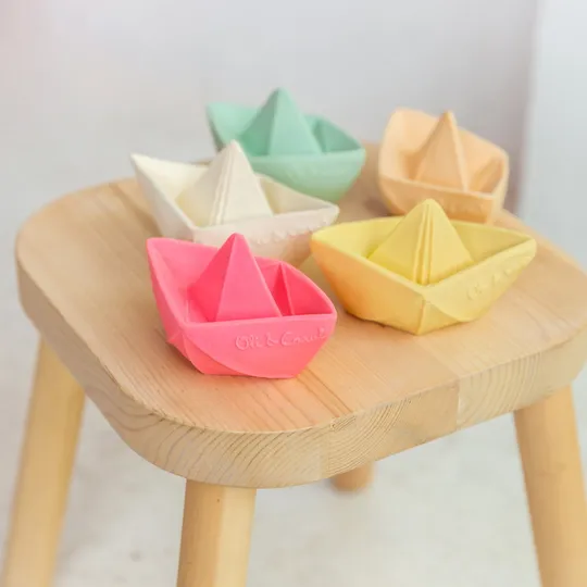 Oli & Carol Bad- en Bijtspeeltje Origami Boot