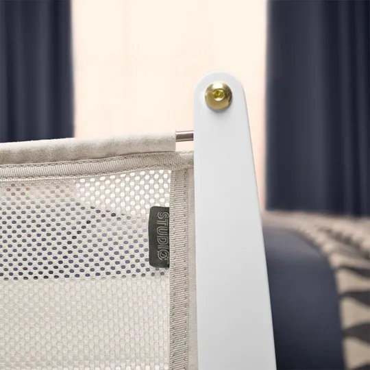 SnuzPod Studio Co-sleeper 