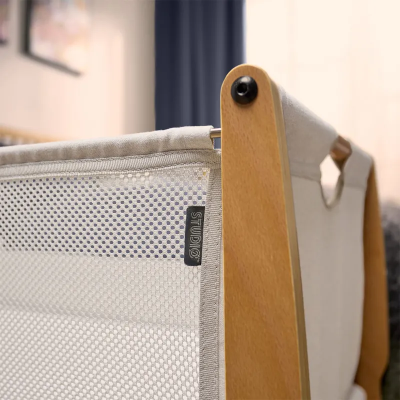 SnuzPod Studio Co-sleeper 
