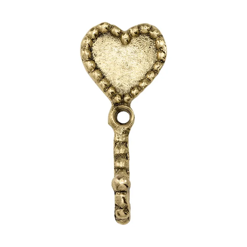Doing Goods Saachi Heart Hook - Gold Shiny