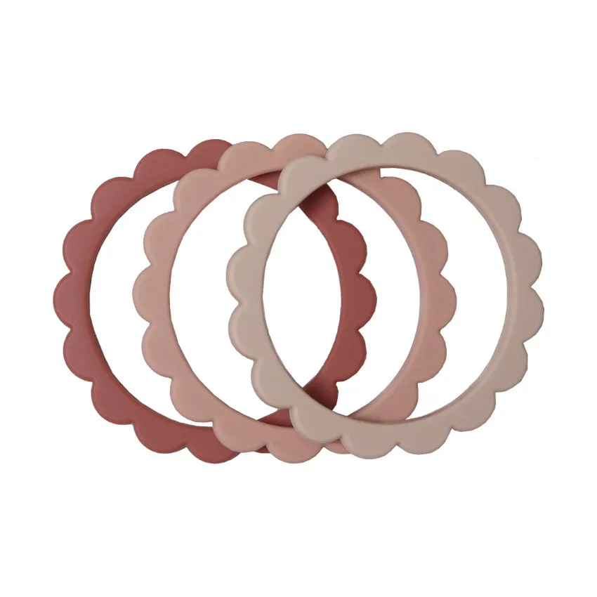 Mushie Bloemen Bijtring / Armband 3 Stuks